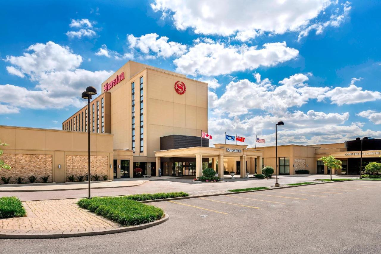 Sheraton Toronto Airport Hotel & Conference Centre Екстер'єр фото