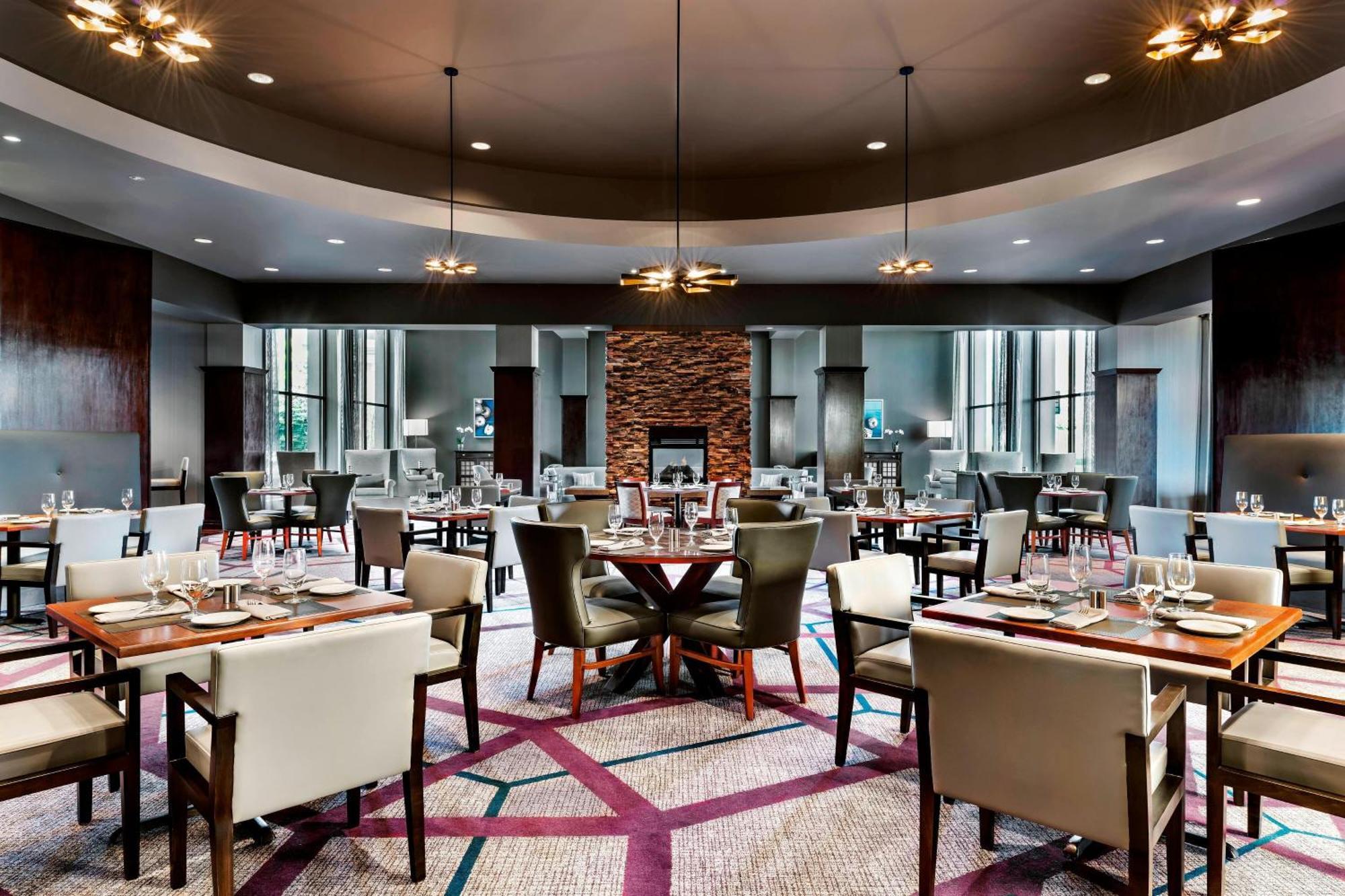 Sheraton Toronto Airport Hotel & Conference Centre Екстер'єр фото