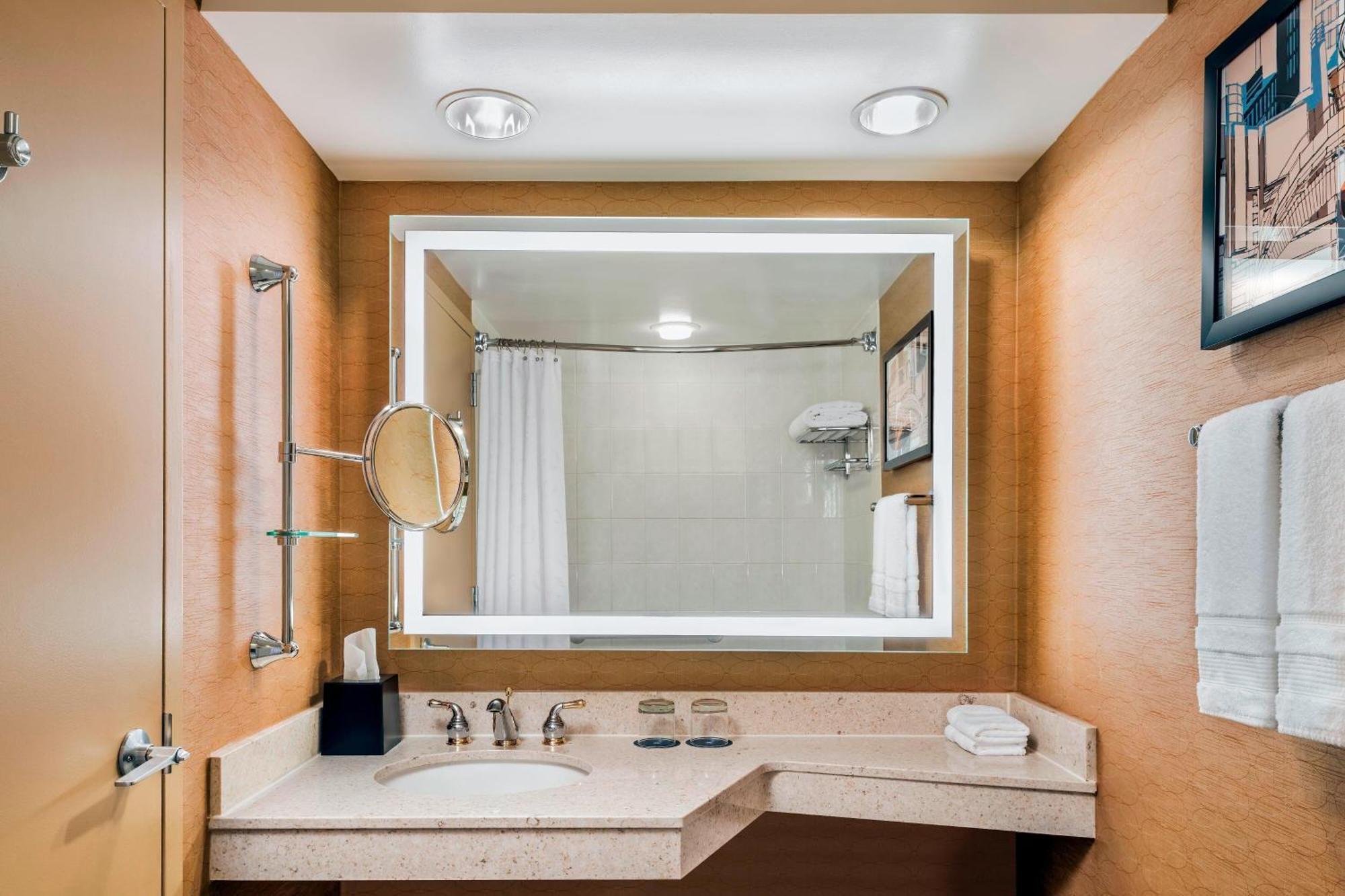 Sheraton Toronto Airport Hotel & Conference Centre Екстер'єр фото