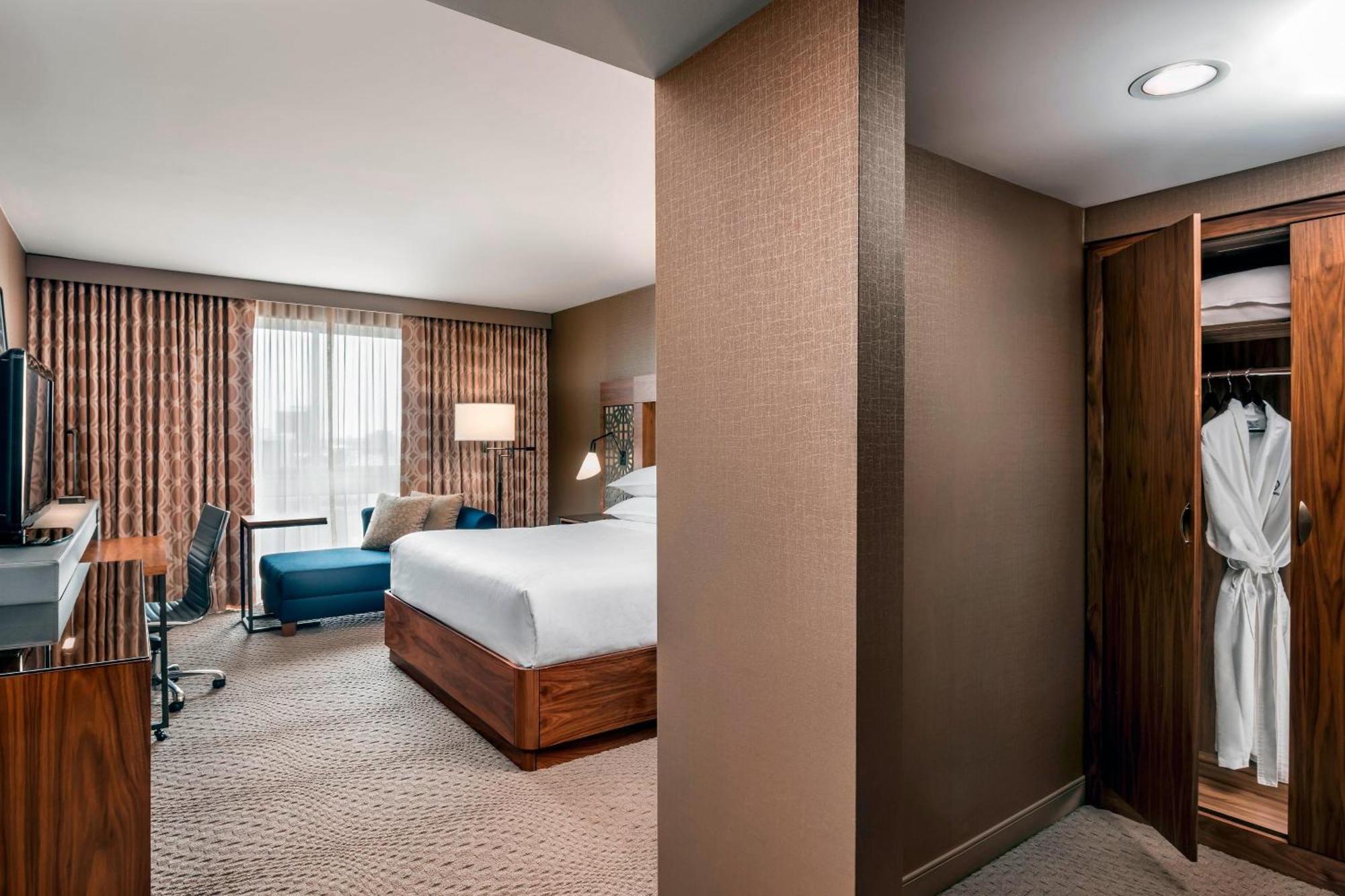 Sheraton Toronto Airport Hotel & Conference Centre Екстер'єр фото
