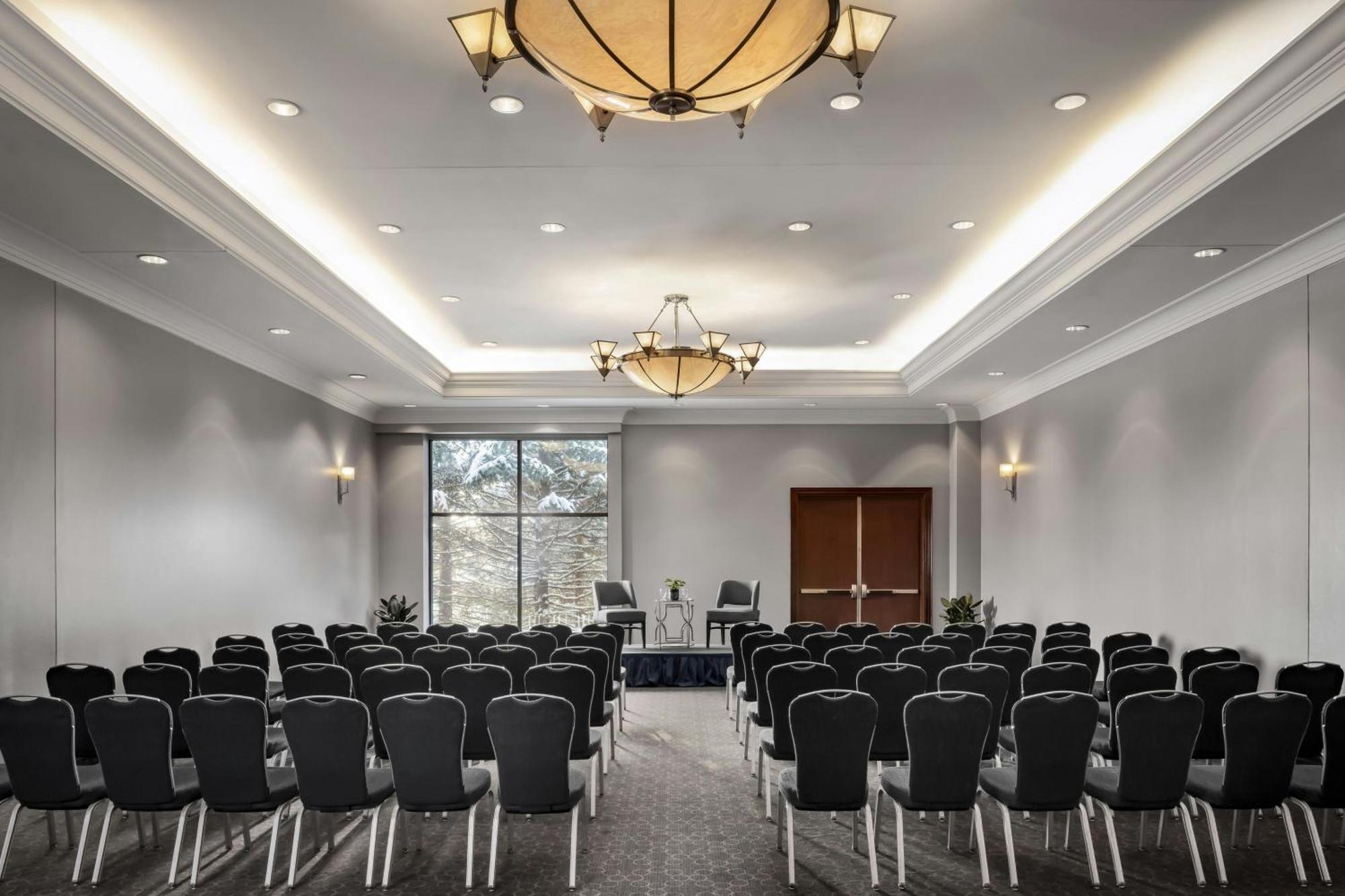 Sheraton Toronto Airport Hotel & Conference Centre Екстер'єр фото