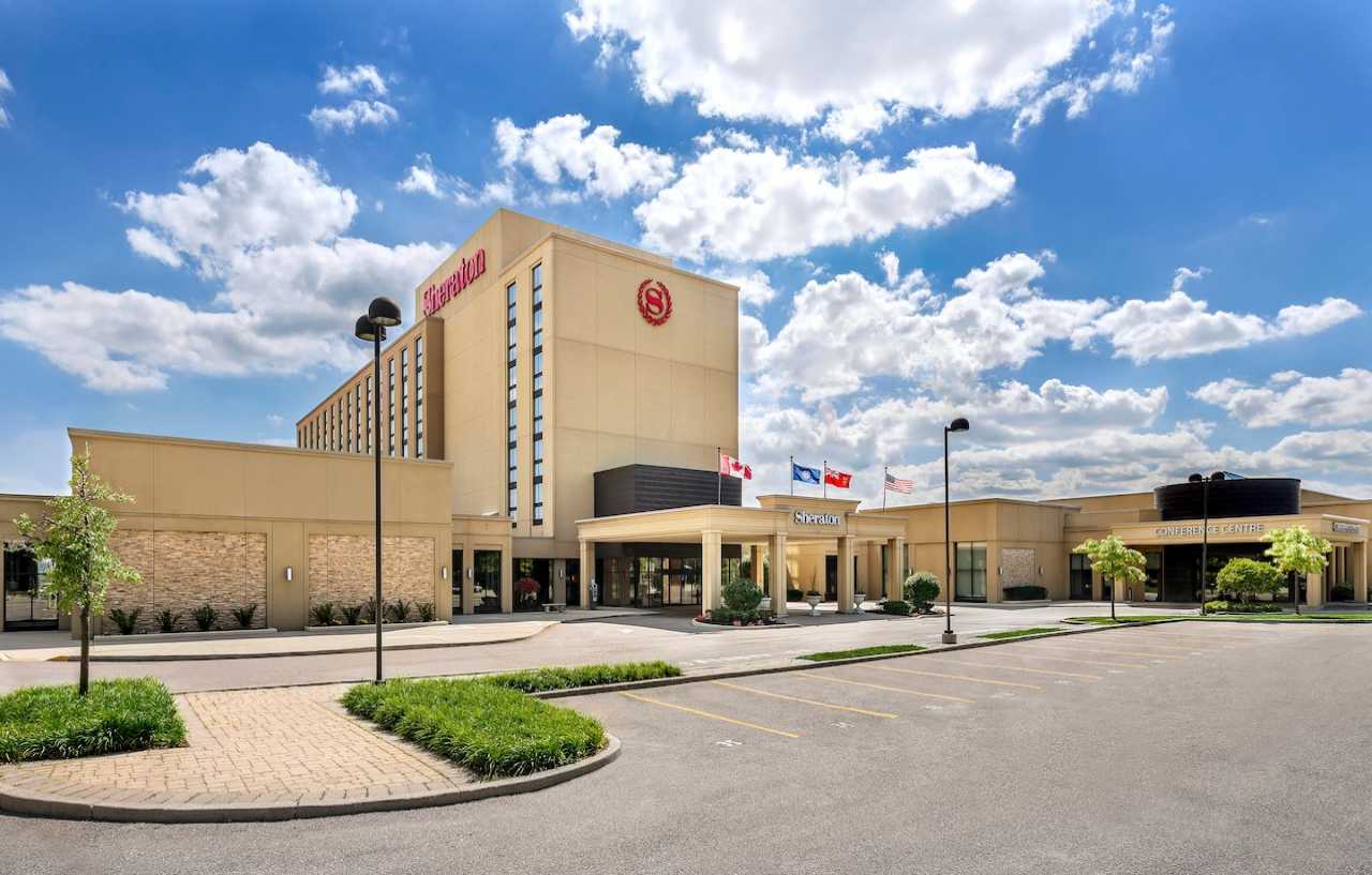 Sheraton Toronto Airport Hotel & Conference Centre Екстер'єр фото