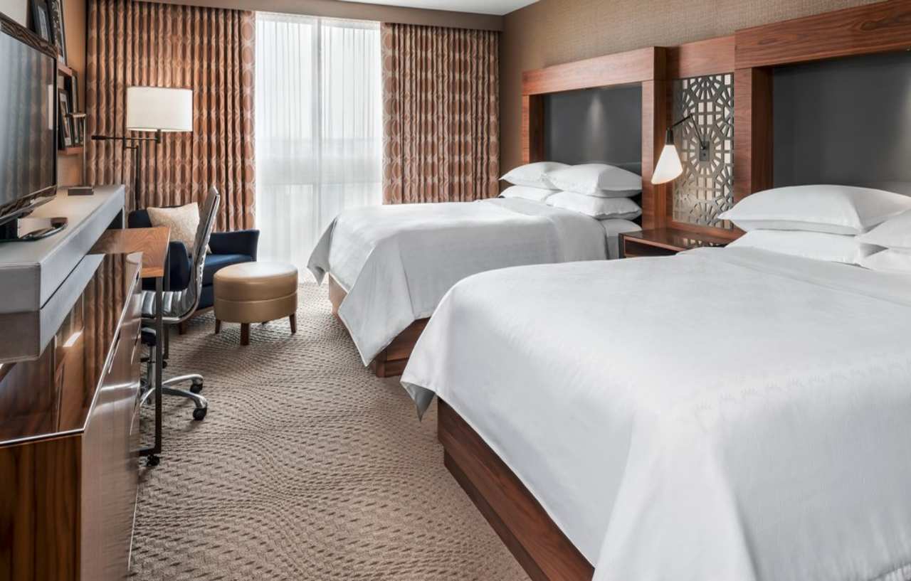 Sheraton Toronto Airport Hotel & Conference Centre Екстер'єр фото